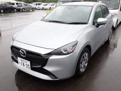 MAZDA 2 SILVER  2024   810927