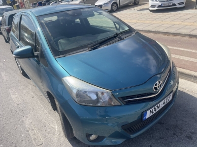 TOYOTA YARIS  MXN417  GREEN