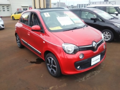 RENAULT TWINGO 2019 RED