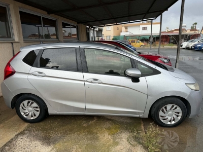 HONDA FIT 2017 SILVER NNA282